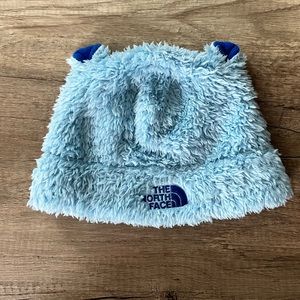 Infant The North Face bear beanie